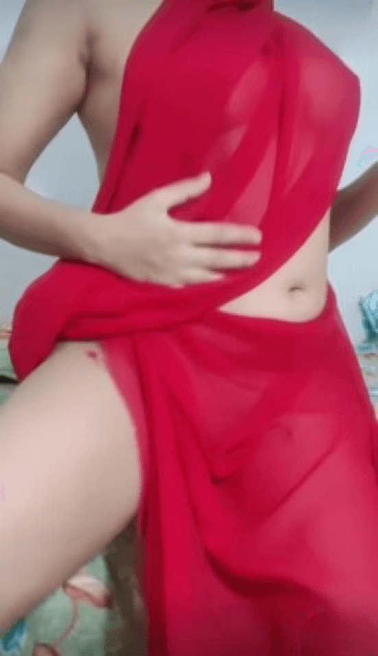 Featured image for Desi Pretty Sexy Girl Bebo Dancing In Saree And Stripping Off Fully Nude And Hard Pussy Fingering With Asshole Spreading On Tango Live
