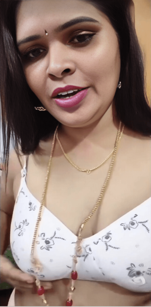 Featured image for Hot Tamil Milf Teasing In Bra Panty And Showing Her Big Boobs And Twerks Her Horny Ass