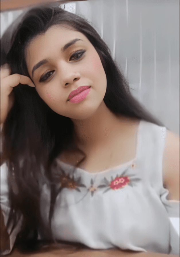 Featured image for Supersexy Horny Desi Girl Niharika Teasing Fully Nude And Showing Her Big Titties And Hairy Pussy On Tango Live Stream