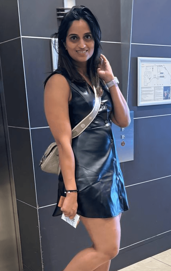 Featured image for Beautiful Super Sexy Wife Teasing In Sexy Black Lingerie And Giving Blowjob And Hard Fucking By Her Boyfriend And Moaning Loudly Photos And Clips Collection