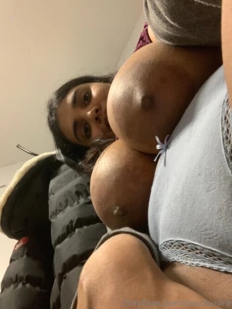 Image of Sexy Chubby Onlyfans Model Desiaurora Fully Nude Pics Exclusive Huge Boobs and Hairy Pussy Show of Indian Onlyfans Sensation