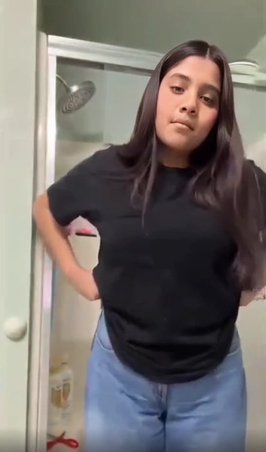 Featured image for Naughty Indian Sexy Chubby Babe Hot Pics and 10 Videos Collection ~ Premium Videos