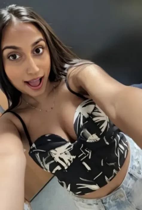 Featured image for SUPERHOT Indian NRI Hot Girl Private Videos with Boyfriend ~ Premium Collection