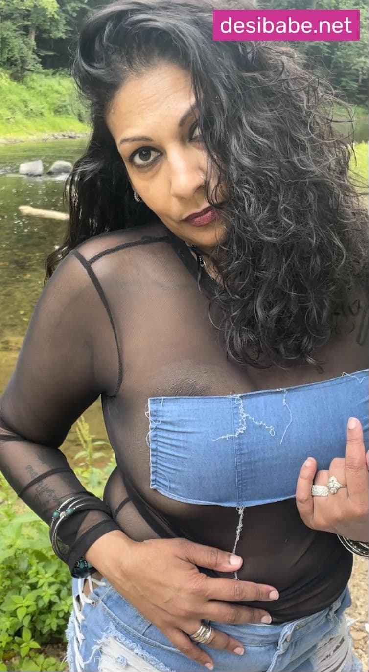 Image of Indian NRI Busty Horny Naughty Milf Aunty Fully Nude Private Sexy Big Boobs And Big Ass Show Sucking BBC Public Nudes Pics