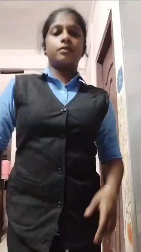 Featured image for Desi College Girl - Full Nude Body & Asshole Action! (2 Videos)